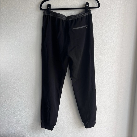 Vince Black Jogger Pants - Picture 4 of 6